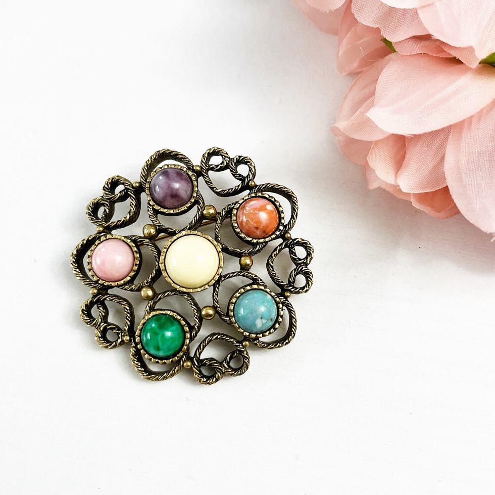 Sarah Coventry "Festival" 70's Vintage Cabochon Brooch Pin